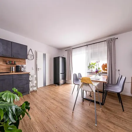 Leipzig- Hirschfeld Apartment